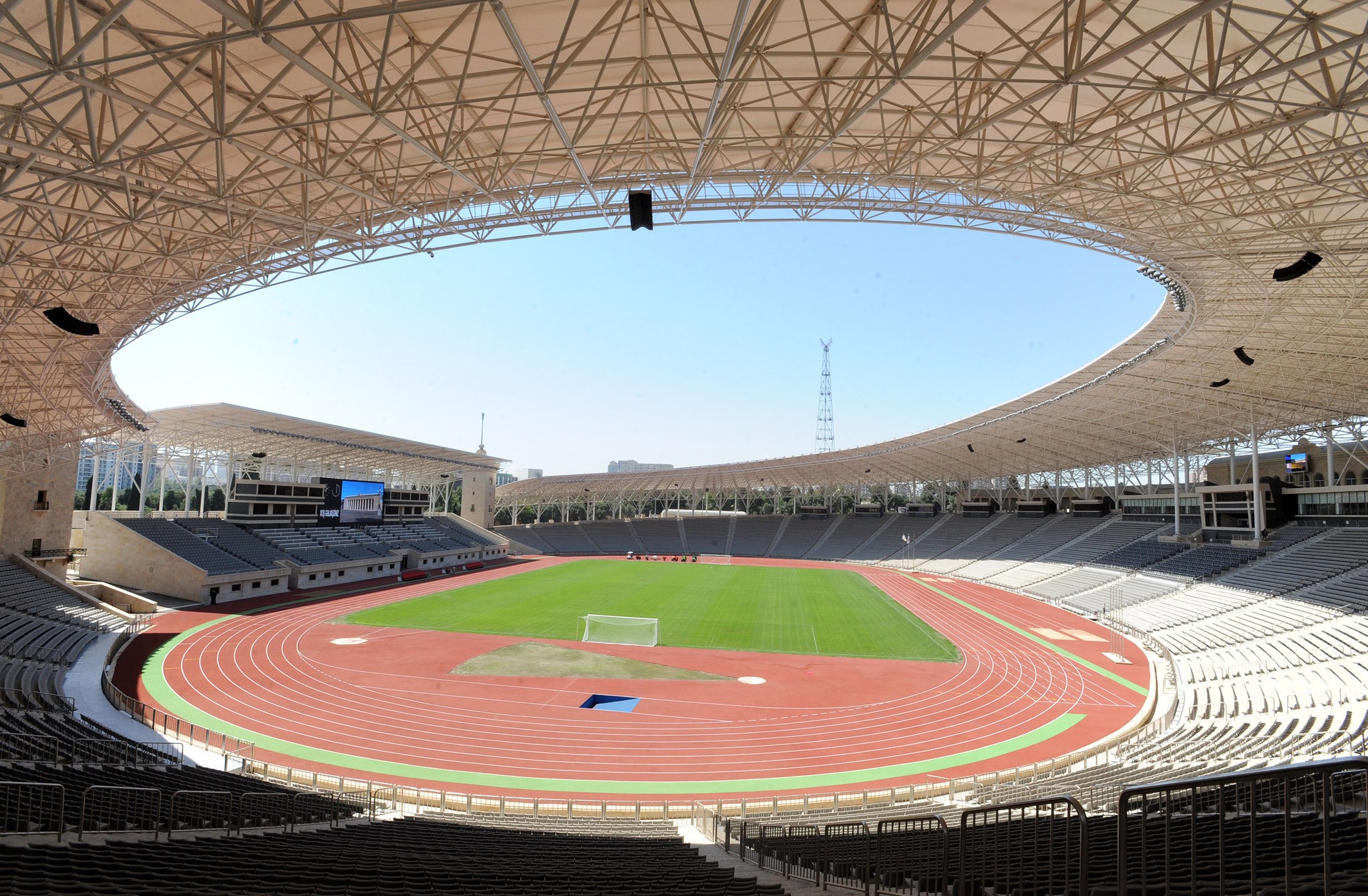 Stadionlar Premyer Liqanın oyunlarını qəbul etməyə hazırdır? - SORĞU