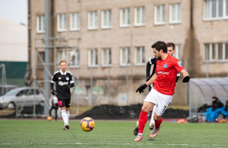 "Yollar açılmasa, prezident öz şəxsi təyyarəsi ilə məni Bakıya göndərəcək" - Azərbaycanlı futbolçu