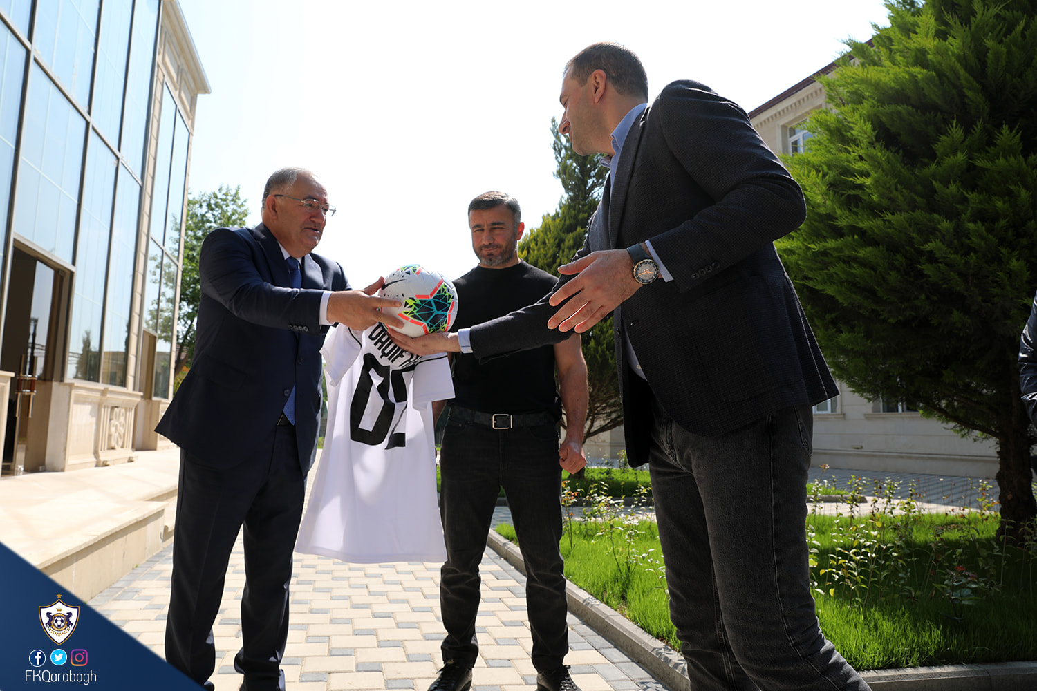Ağdamın icra başçısı Sportinfo.az-a "Qarabağ"dan danışdı