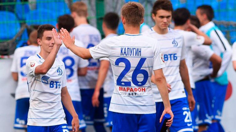 Paytaxt klubunun üç futbolçusu koronavirusa yoluxdu