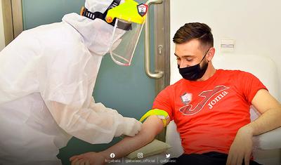 Həkim "Qəbələ"nin futbolçularını bir-bir… -