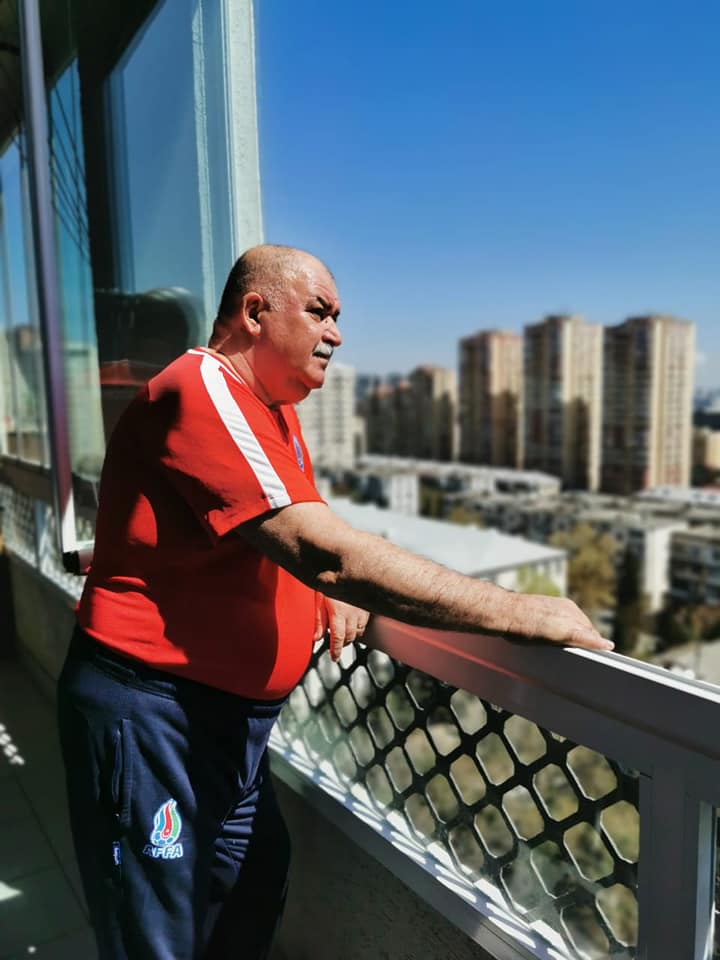 Azərbaycanda tanınmış futbol adamı dünyasını dəyişdi - FOTOLAR