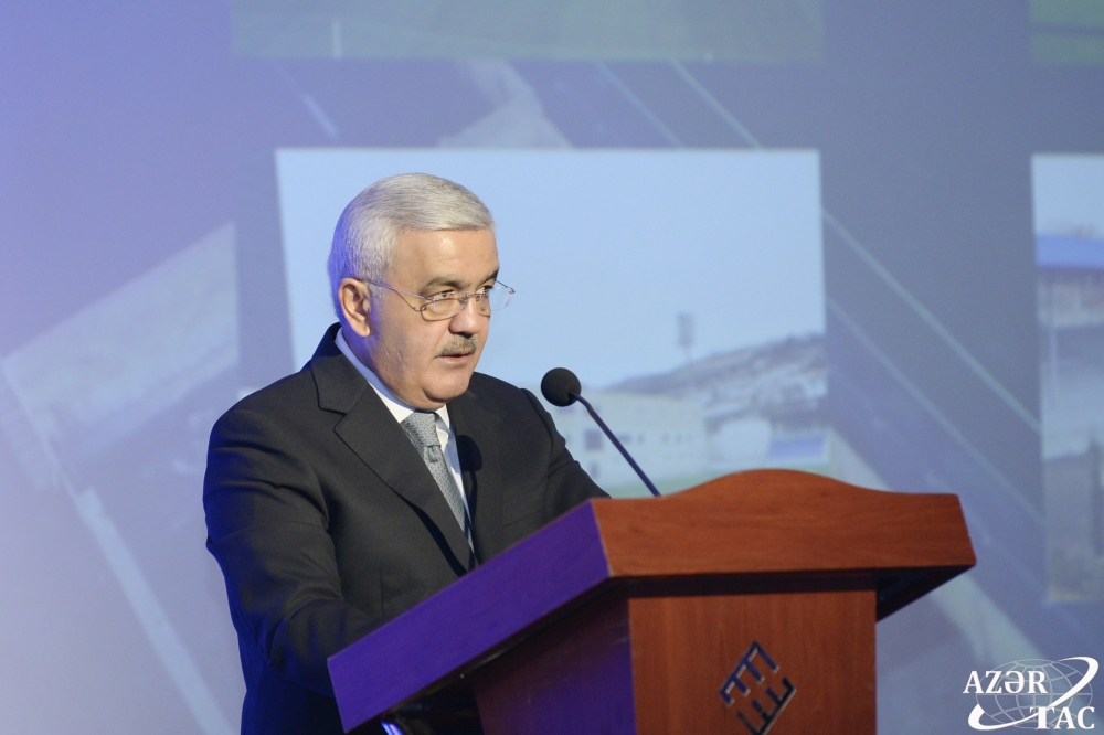 Rövnəq Abdullayev bu 4 klubu avrokuboklarda görmək istəyir