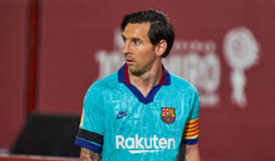 Saqqalsız Messi -
