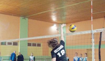 Azərbaycan yığmasının belaruslu gözəli -