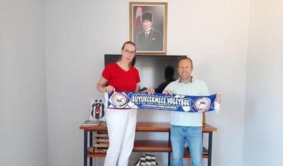 Millimizin erməniyə ərə getmiş sabiq üzvü baş məşqçi təyin olundu