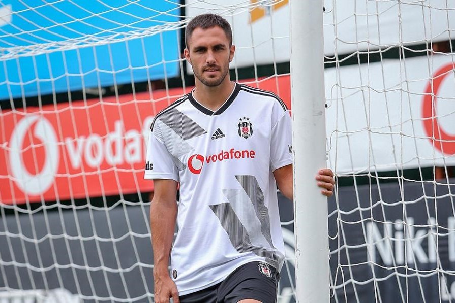 “Beşiktaş”dan pulunu ala bilmədi, müqaviləni ləğv etdi
