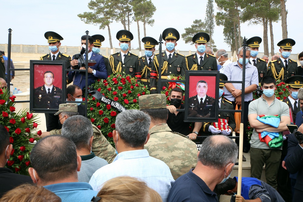 Şəhidlərimizə böyük ehtiram hissi ilə… - VİDEO