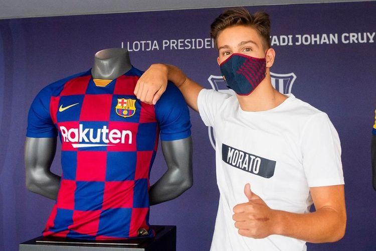 "Barselona"da ikinci transfer: 16 yaşlı hücumçu - FOTO