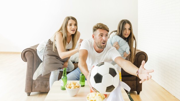 Günün canlı yayımlanacaq qarşılaşmaları - TV AFİŞA