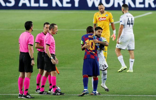 Messi ilə Çakır arasında insidenti sübut edən FOTO