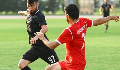 Azərbaycan futbolunda varlı ilə kasıbın dueli -