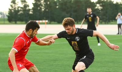 Azərbaycan futbolunda varlı ilə kasıbın dueli -