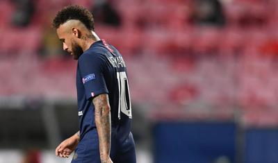 Neymar məğlubiyyətə dözmədi, ağladı -