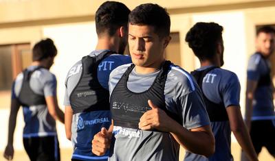 Ayxan Abbasov futbolçuları başına topladı və ...