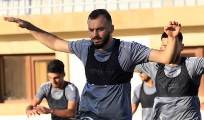 Ayxan Abbasov futbolçuları başına topladı və ...