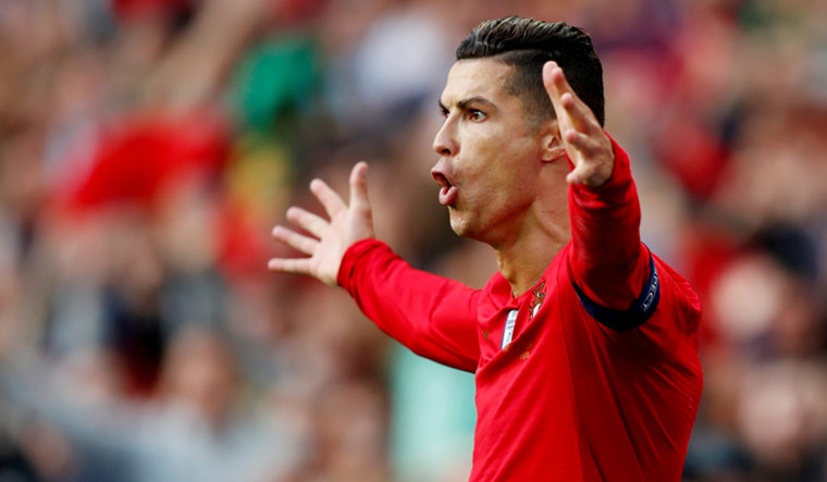 Ronaldo azərbaycanlı futbolçuya çatmaq üzrədir - VİDEO