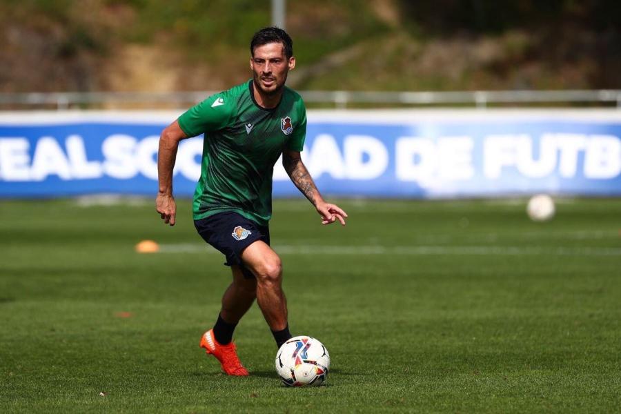 Tanınmış ispan futbolçu koronavirusa qalib gəldi