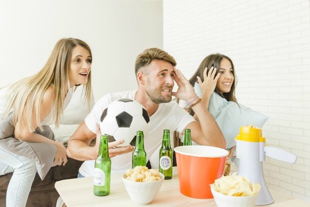 Günün canlı yayımlanacaq qarşılaşmaları - TV AFİŞA