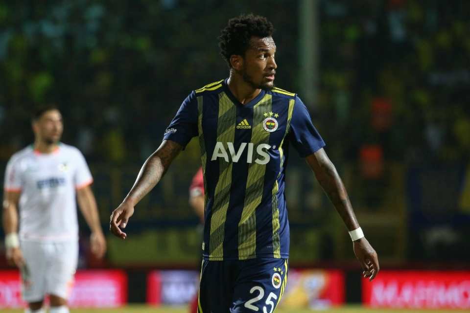 "Fənərbaxça"dan Çin klubuna keçdi