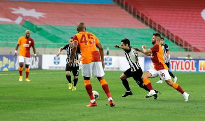 Qardaşlıq havasında keçən “Neftçi” - “Qalatasaray” matçından