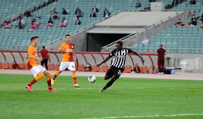 Qardaşlıq havasında keçən “Neftçi” - “Qalatasaray” matçından