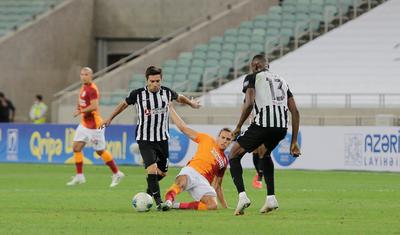 Qardaşlıq havasında keçən “Neftçi” - “Qalatasaray” matçından