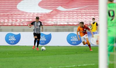 Qardaşlıq havasında keçən “Neftçi” - “Qalatasaray” matçından