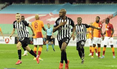 Qardaşlıq havasında keçən “Neftçi” - “Qalatasaray” matçından