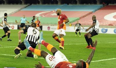 Qardaşlıq havasında keçən “Neftçi” - “Qalatasaray” matçından