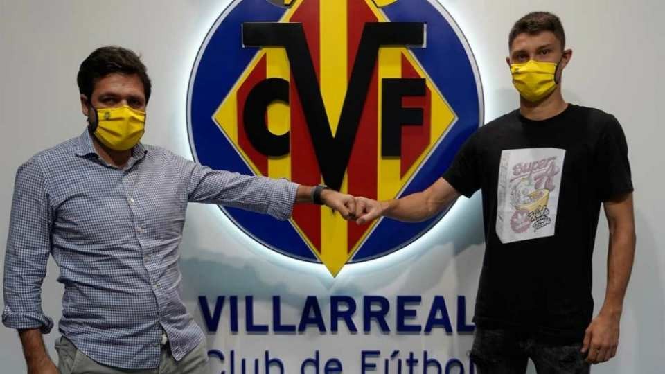 "Barselona"nın müdafiəçisi 2,5 milyona "Vilyarreal"da