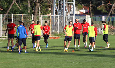 Millimizin futbolçuları Podqoritsada yoxlanıldı -