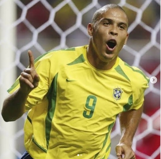 Neymar Ronaldonun şəklini paylaşdı, bu sözləri yazdı
