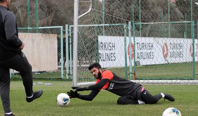 "Neftçi”dən xəbər tutmaq istəyənlər üçün