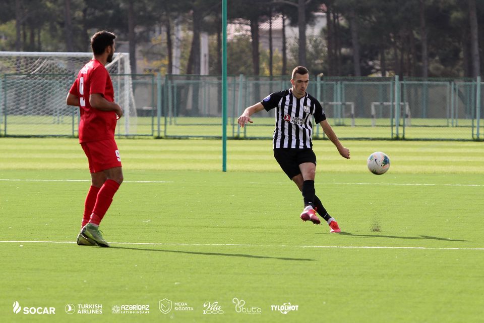 Ərköyün gənc "Neftçi"nin baş məşqçisindən üzr istəmir