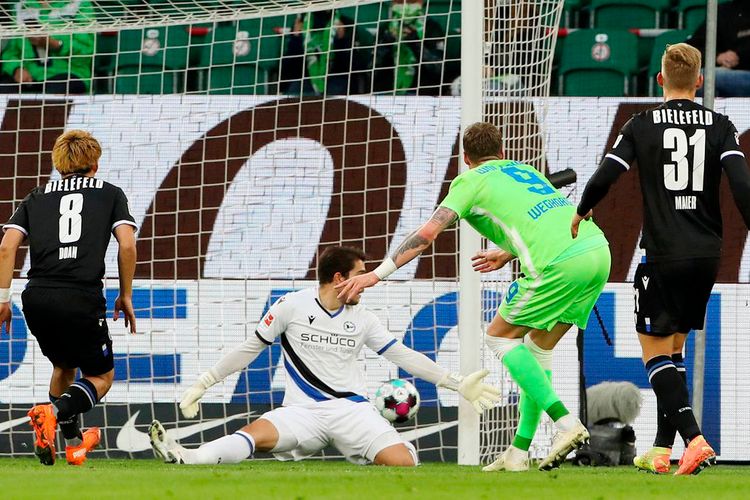 “Volfsburq”dan qələbə, “Verder”dən xal itkisi - Bundesliqada VI tur