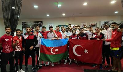 "Azərbaycanın yanında olmaqdan qürur hissi keçiririk" -
