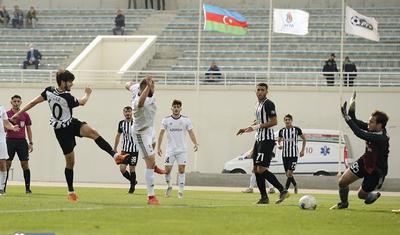 "Neftçi" ilə "Qarabağ"ın kiçik çarpışması -