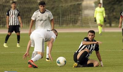 "Neftçi" ilə "Qarabağ"ın kiçik çarpışması -