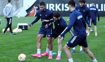 İstanbul "Qarabağ"a qucaq açdı -