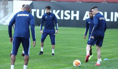 İstanbul "Qarabağ"a qucaq açdı -