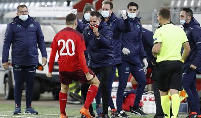 Futbolumuzun gələcəyi etibarsız əllərdə -
