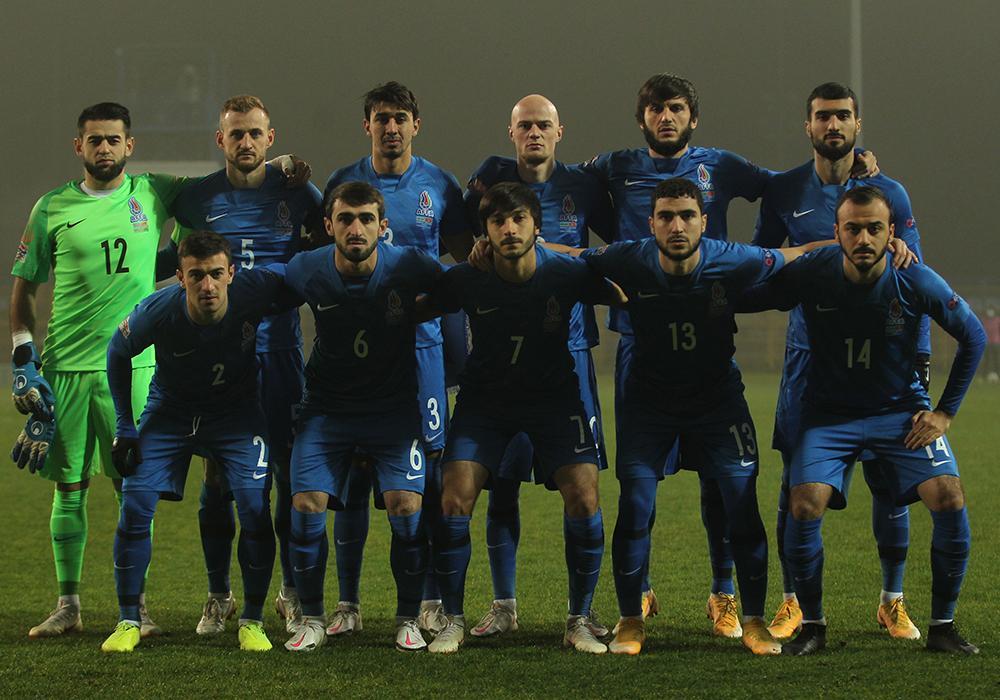 "PULU ARTIRIN" - De Byazi futbolçuları motivasiya etməyin "yolunu tapdı"