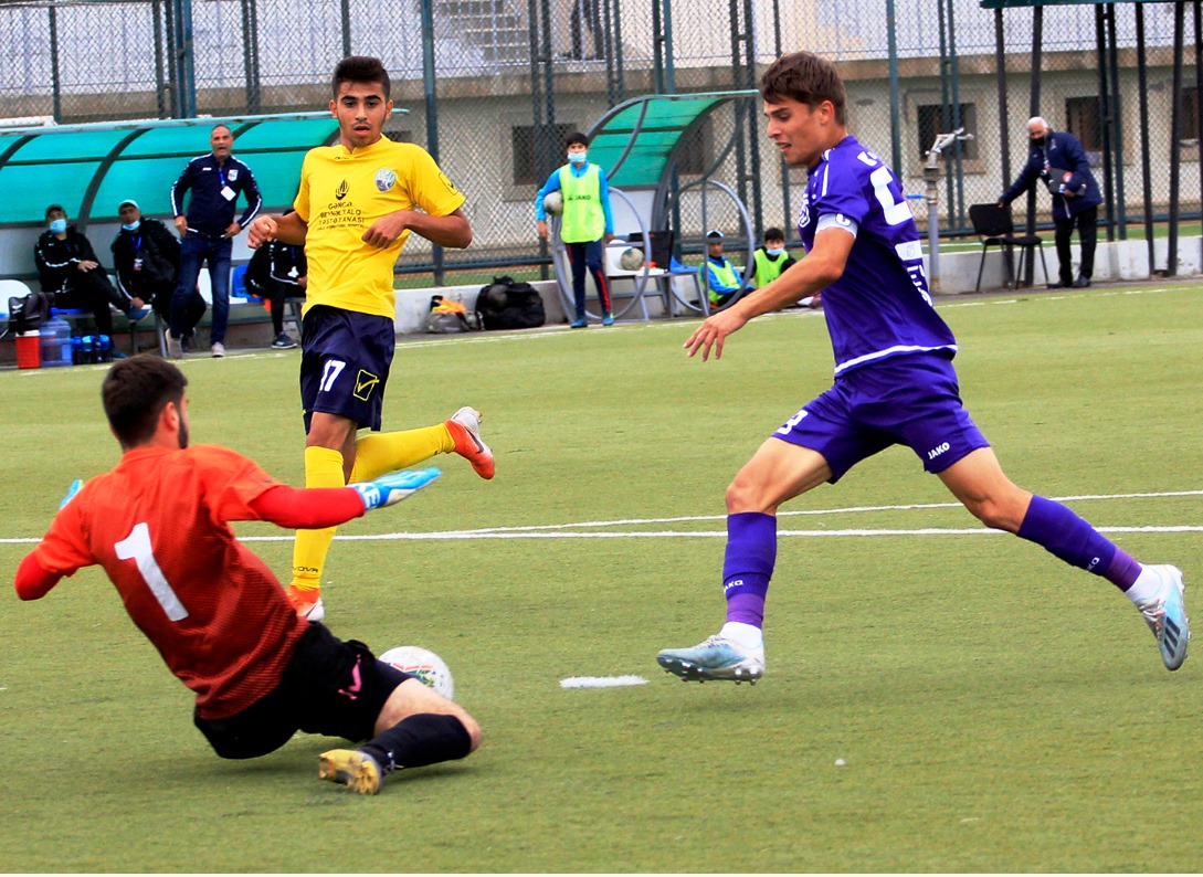 "Hər futbolçu 16 yaşında milliyə dəvət almağı bacarmır"