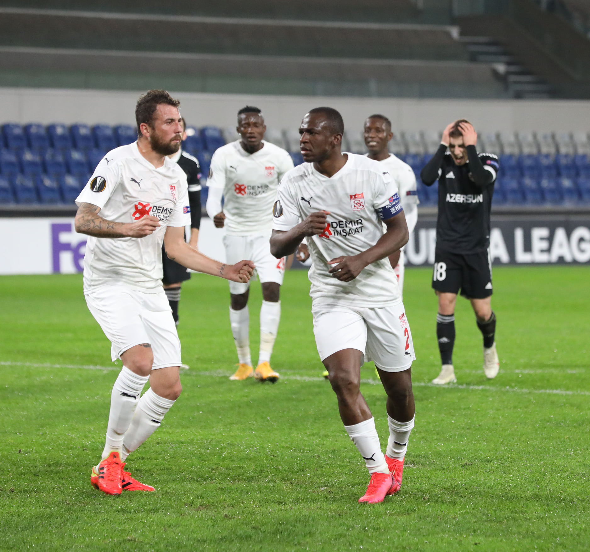 "Şikayətlənməkdənsə, "Qarabağ"a nəsə etməliydik"