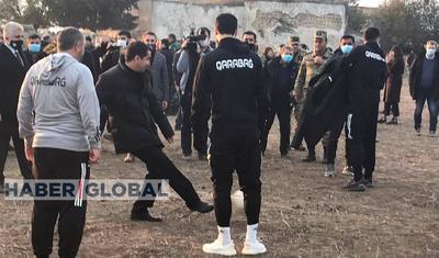 "Qarabağ" 27 il sonra "İmarət"də futbol oynadı