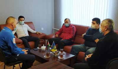 “Kəpəz” ermənilərin evlərini dağıtdığı 3 yaşlı futbolçuya yardım etdi