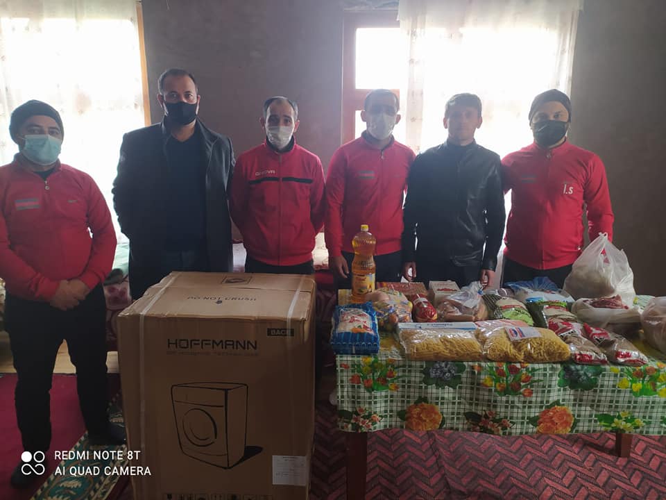 Region klubu şəhid ailəsinə sahib çıxdı - FOTO