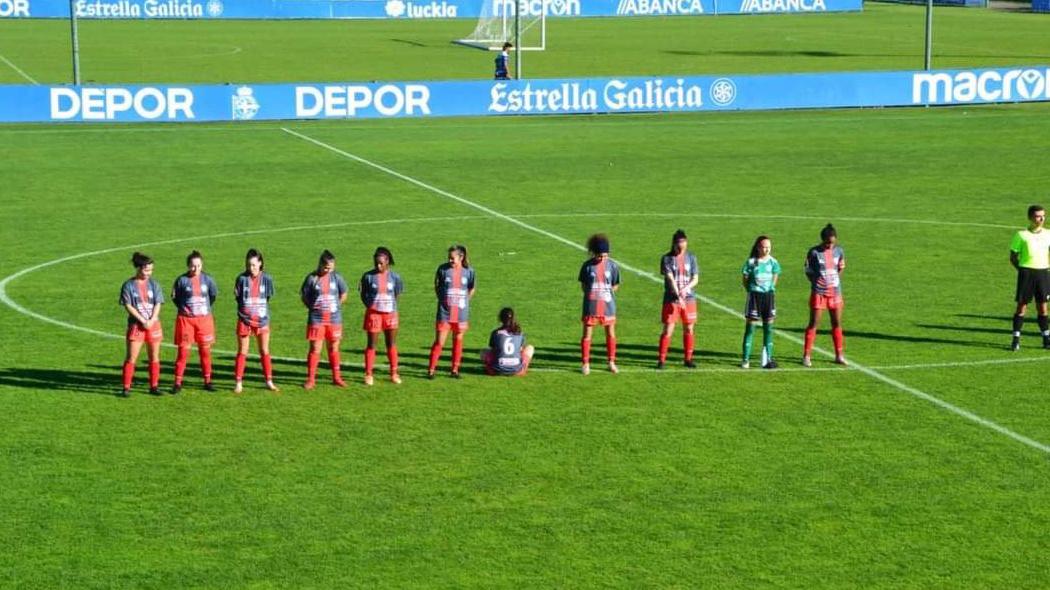 Bu qadın futbolçu Maradonaya qarşı hörmətsizlik etdi - FOTO