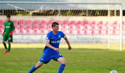 “Kəpəz”in Qarabağ qazisi olan futbolçusu evində -